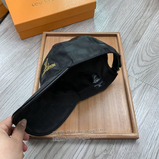 LV新品男士帽子 路易威登經典棋盤格鴨舌帽棒球帽  mm1342